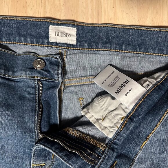 Hudson Natalie Blue Denim Jeans Frayed Cut off Hem Distressed Rip Womens 30 | 10 - Picture 3 of 11
